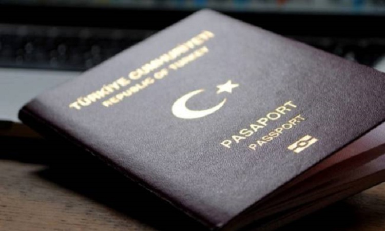 «Δώρο» της Κομισιόν στην Τουρκία - Καταθέτει σχέδιο για απελευθέρωση της βίζας για Τούρκους πολίτες