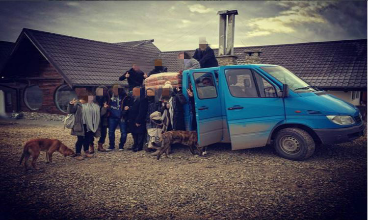 Κύπριοι ηθοποιοί τουρλού τουρλού σε ημιφορτηγό στη Ρουμανία!