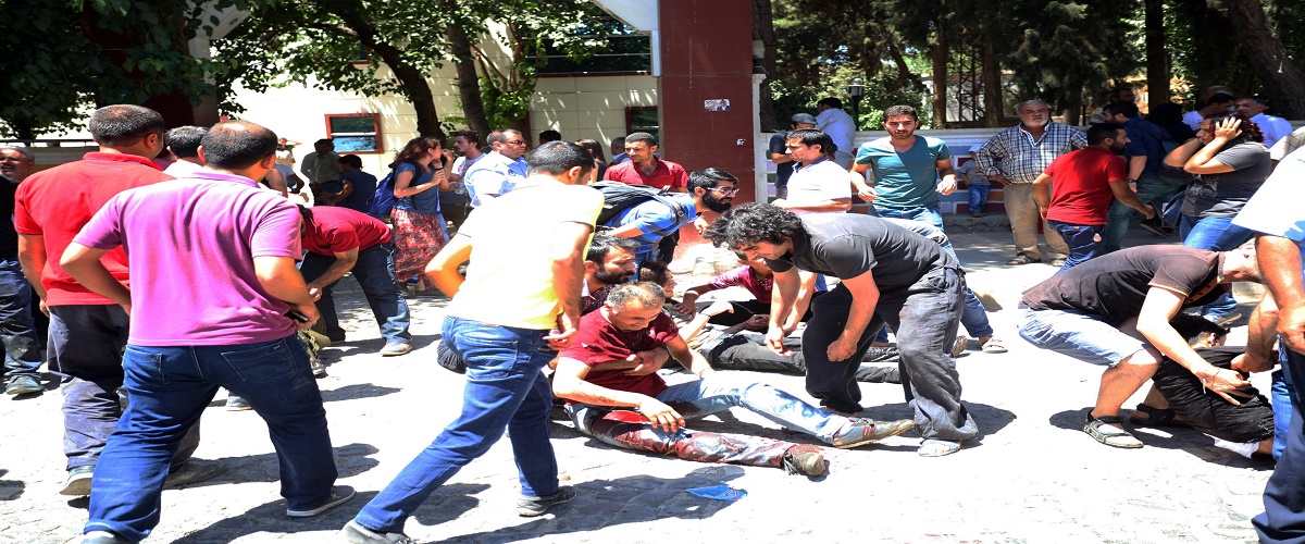 Τουρκία: Τριήμερο εθνικό πένθος για τις αιματηρές επιθέσεις (Σκληρές εικόνες)