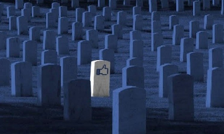 Τι συμβαίνει με τους λογαριασμούς στα social media όταν πεθαίνει ο χρήστης