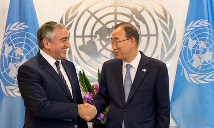 Αποφεύγουν να δώσουν στοιχεία για τη συνάντηση Μπαν – Ακιντζί τα Ηνωμένα Εθνη
