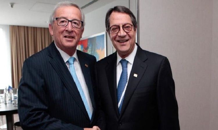 Κομισιόν: Προετοιμασία Ευρωπαϊκού Συμβουλίου «με την Κύπρο και όχι απέναντι στη Κύπρο»