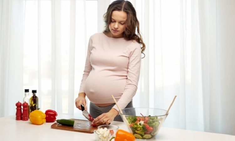 Τι πρέπει να τρώει η έγκυος για να αναπτυχθεί ο παιδικός εγκέφαλος