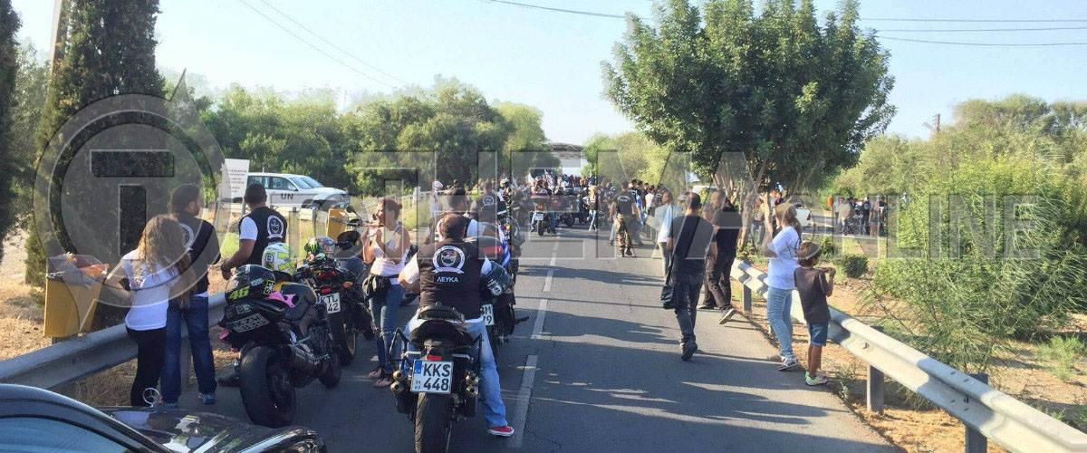 Έκλεισαν το οδόφραγμα του Αγίου Δομετίου οι μοτοσικλετιστές – ΦΩΤΟΓΡΑΦΙΕΣ-BINTEO