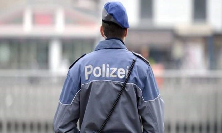 Reuters: Συναγερμός στη Ζυρίχη -Σε αστυνομικό κλοιό εβραϊκό σχολείο