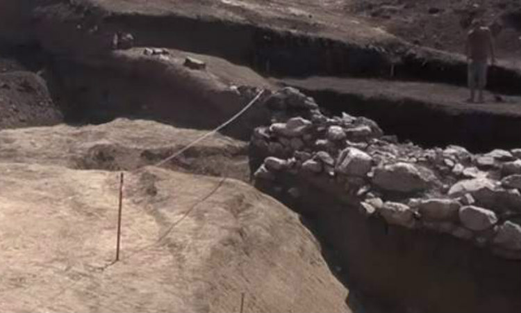 Σπουδαία ανακάλυψη: Βρήκαν ελληνικό φρούριο 2.000 ετών στην Κριμαία (VIDEO)