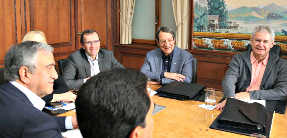 ΚΥΠΡΙΑΚΟ: Επαναρχίζουν οι συνομιλίες με συνάντηση των δυο διαπραγματευτών