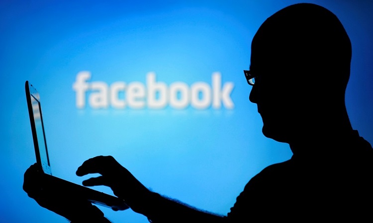 «Καμπάνα» 250.000 ευρώ ημερησίως στο Facebook αν δεν σταματήσει να παρακολουθεί τους χρήστες