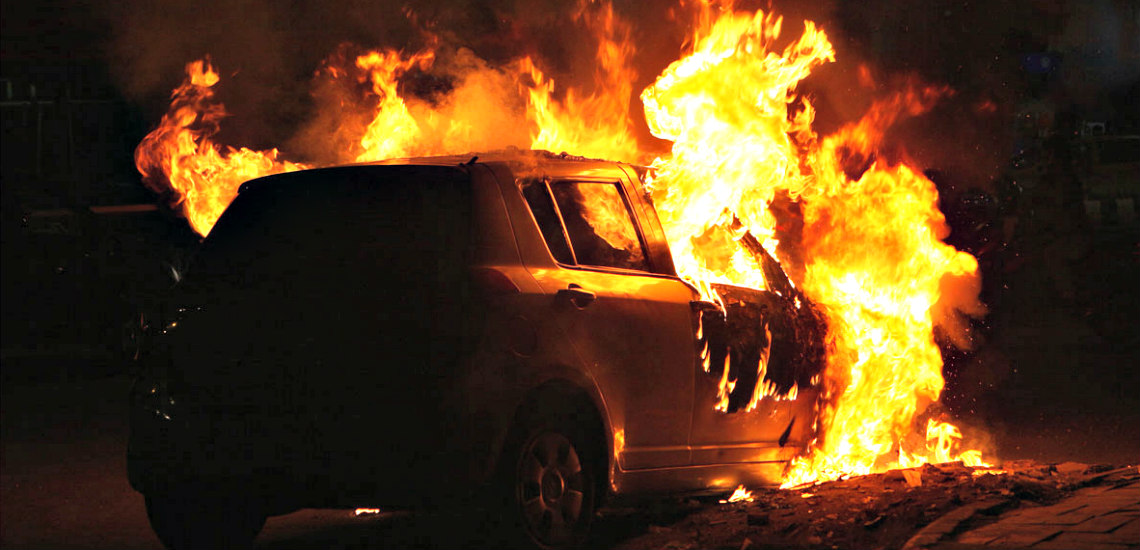 ΛΑΚΑΤΑΜΙΑ: Πυρκαγιά σε σχολείο - Έκαψαν αυτοκίνητο της σχολικής εφορίας