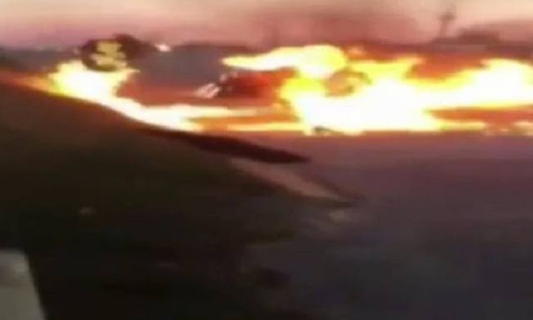 ΠΡΟΣΟΧΗ ΣΚΛΗΡΕΣ ΕΙΚΟΝΕΣ: Μάλωσε με τους συναδέλφους του και έβαλε φωτιά να τους κάψει ζωντανούς (Βίντεο)