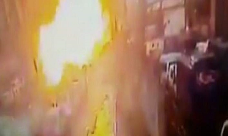 Η στιγμή της έκρηξης στα δικαστήρια στη Σμύρνη (VIDEO)