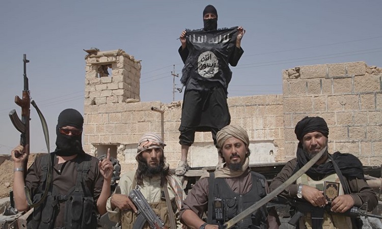 Το Ισλαμικό Κράτος έχει εκπαιδεύσει 400 «μαχητές» για να επιτεθούν στην Ευρώπη!