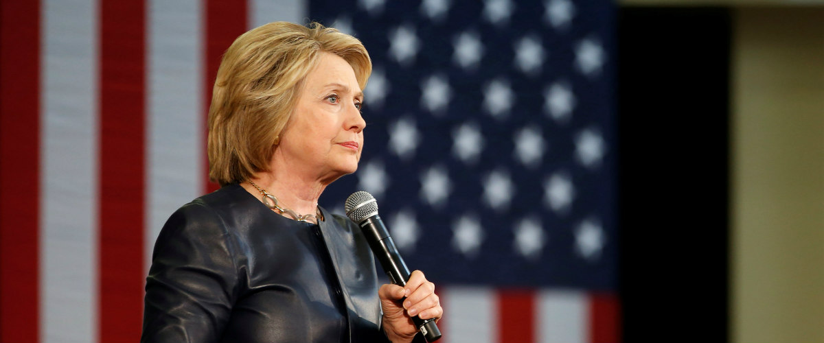 Η Χίλαρι Κλίντον αποδέχθηκε επίσημα το χρίσμα της προεδρικής υποψηφιότητας του Δημοκρατικού