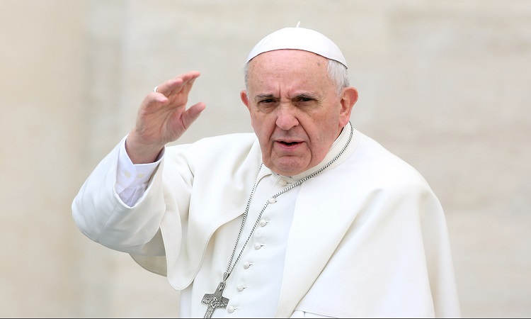 Ο Πάπας Φραγκίσκος απέρριψε δωρεά του Αργεντινού προέδρου επειδή το ποσό είχε το...
