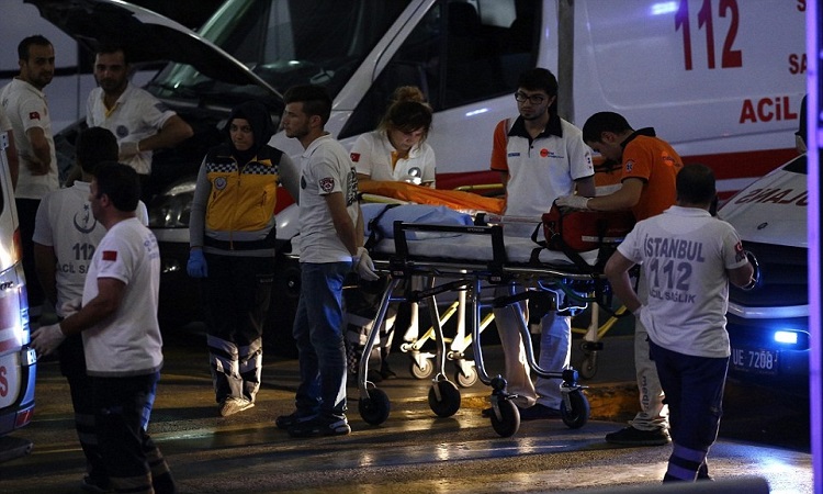 Ο τρόμος επέστρεψε στην Πόλη: 36 νεκροί στο μακελειό στο αεροδρόμιο