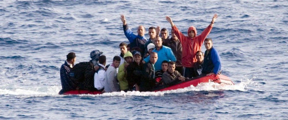 Μετανάστες έφτασαν με βάρκα στην Κύπρο - Ολονύχτια επιχείρηση της Αστυνομίας για την σύλληψη τους