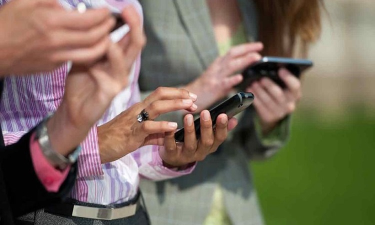 Προσοχή: Νέος ιός «χτυπά» κινητά και εμποδίζει τις κλήσεις προς τράπεζες!