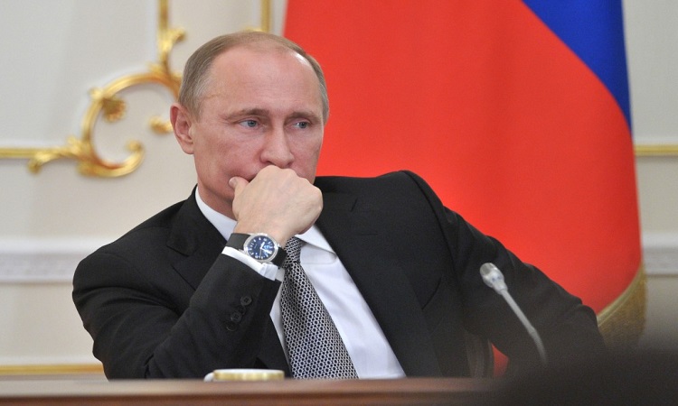 Πούτιν: "Εύχομαι να μην χρειαστούν πυρηνικά για τους τζιχαντιστές"!