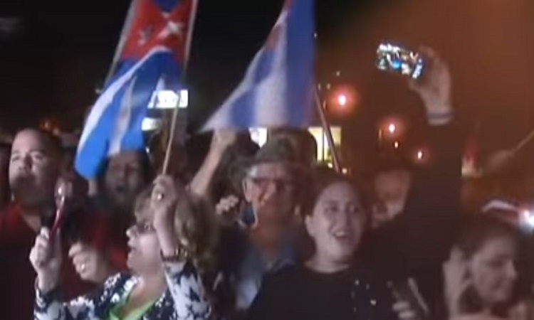 Πανηγυρισμοί στο Μαϊάμι για το θάνατο του Κάστρο (VIDEO)