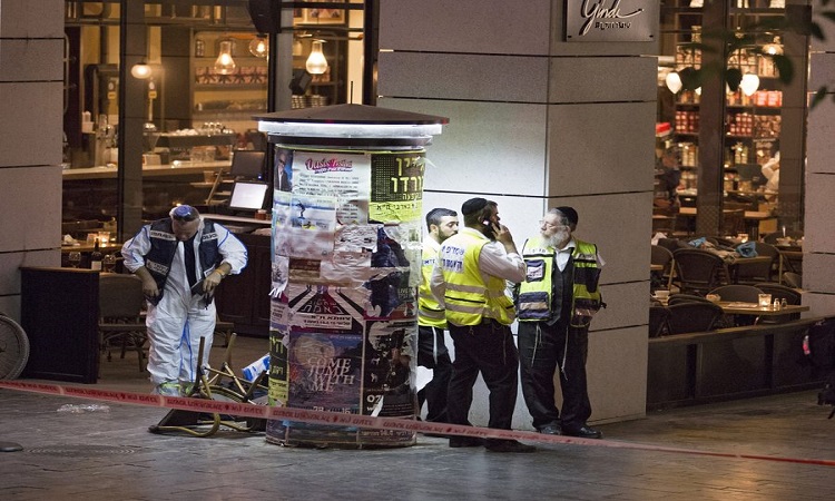 Μακελειό στο Τελ Αβίβ: Πυροβολισμοί σε εμπορικό κέντρο - 4 οι νεκροί (ΦΩΤΟ)