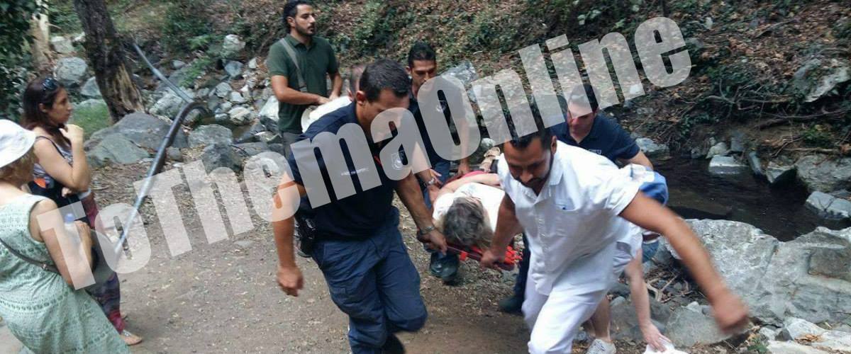 ΠΛΑΤΡΕΣ: Διάσωση γυναίκας από άντρες της Αστυνομίας! Μεταφέρθηκε με ασθενοφόρο στο Γενικό Νοσοκομείο Λεμεσού