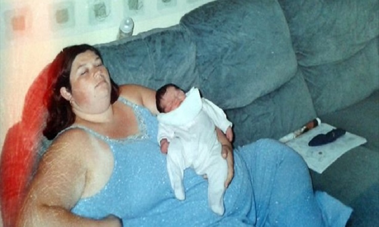Θα τρίβετε τα μάτια σας: Η απίστευτη μεταμόρφωση μιας μητέρας που ζύγιζε 158 κιλά