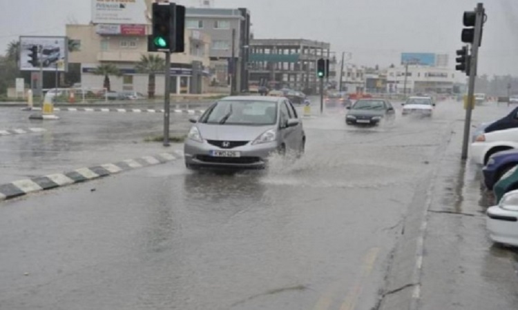 Oμαλά εξελίσσεται η κατάσταση στην επαρχία Λάρνακας μετά τις βροχές