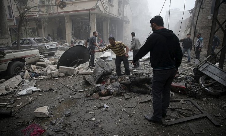 Σαράντα νεκροί από τις αεροπορικές επιδρομές στη Ράκα
