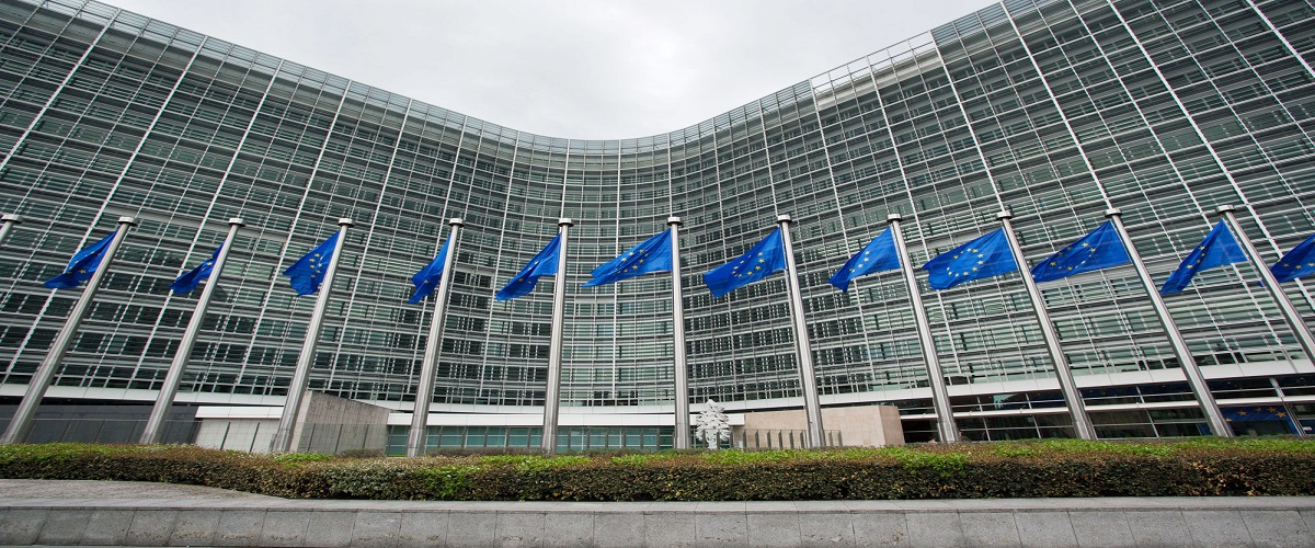 Ευρωπαϊκή Επιτροπή: Προτάσεις για να βοηθήσει τους άνεργους να βρουν εργασία