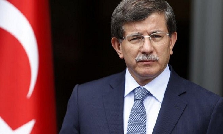 Αχμέτ Νταβούτογλου: Η Τουρκία θα λάβει αντίμετρα εναντίον της Ρωσίας