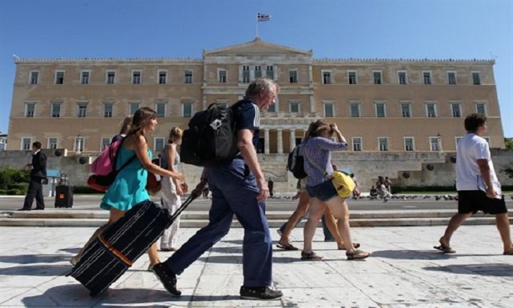 Το Ρόιτερς αναφέρει : Η Ελλάδα πρέπει να ρίξει τις τιμές της για να επωφεληθεί από το ρωσικό τουρισμό
