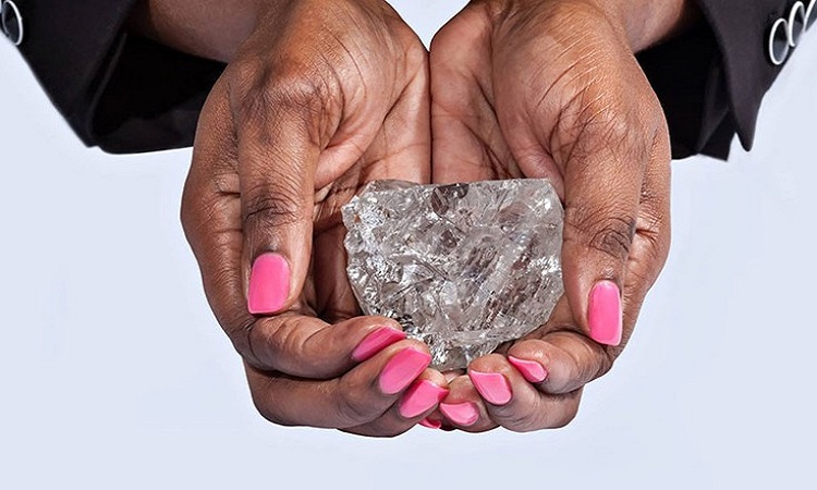 Βρέθηκε το δεύτερο μεγαλύτερο διαμάντι του κόσμου- Έχει το μέγεθος μιας μπάλας του τένις