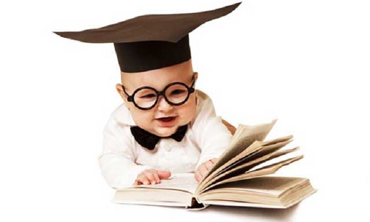 Έρευνα: Το πρωτότοκο παιδί είναι λίγο πιο έξυπνο από τα αδέρφια του
