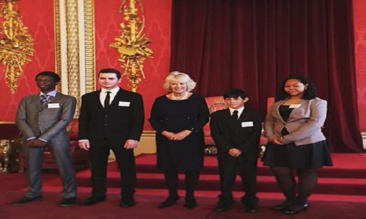Κύπριος μαθητής από τη Λεμεσό βραβεύτηκε στο Παλάτι του Μπάκιγχαμ