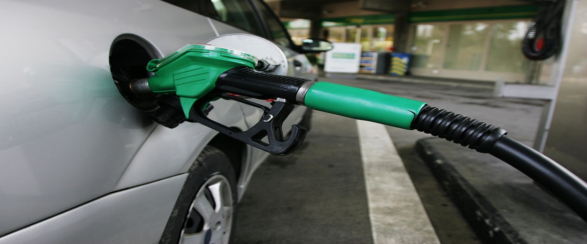 Αβέρωφ Νεοφύτου: Τα 60 σεντ από την τιμή της βενζίνης πάνε απευθείας σε φόρους