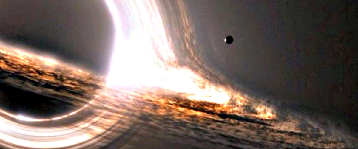 ΔΕΟΣ: Ανακαλύφθηκε μαύρη τρύπα 31δις φορές μεγαλύτερη από τον Ήλιο!