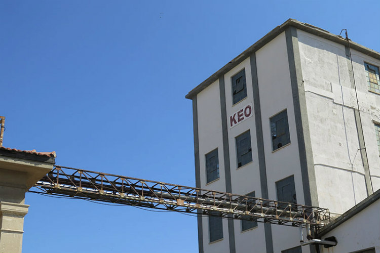 Το εργοστάσιο της ΚΕΟ «αλλάζει στέγη» - Φεύγει από το κέντρο της Λεμεσού
