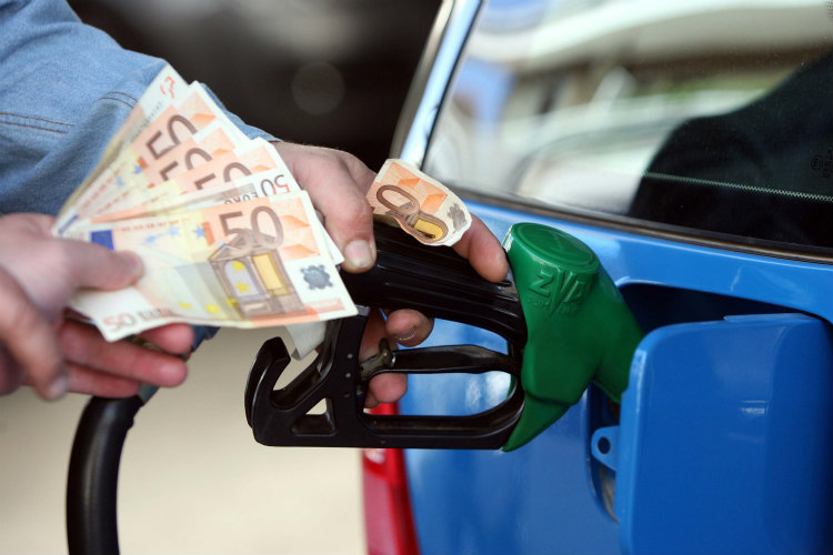 Ακριβαίνουν οι τιμές των καυσίμων στην Κύπρο