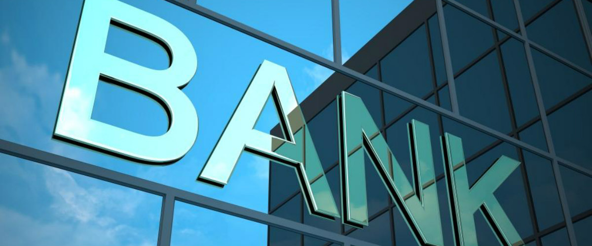 Καταρρέει μεγάλη τράπεζα - Στο δρόμο χιλιάδες υπάλληλοι