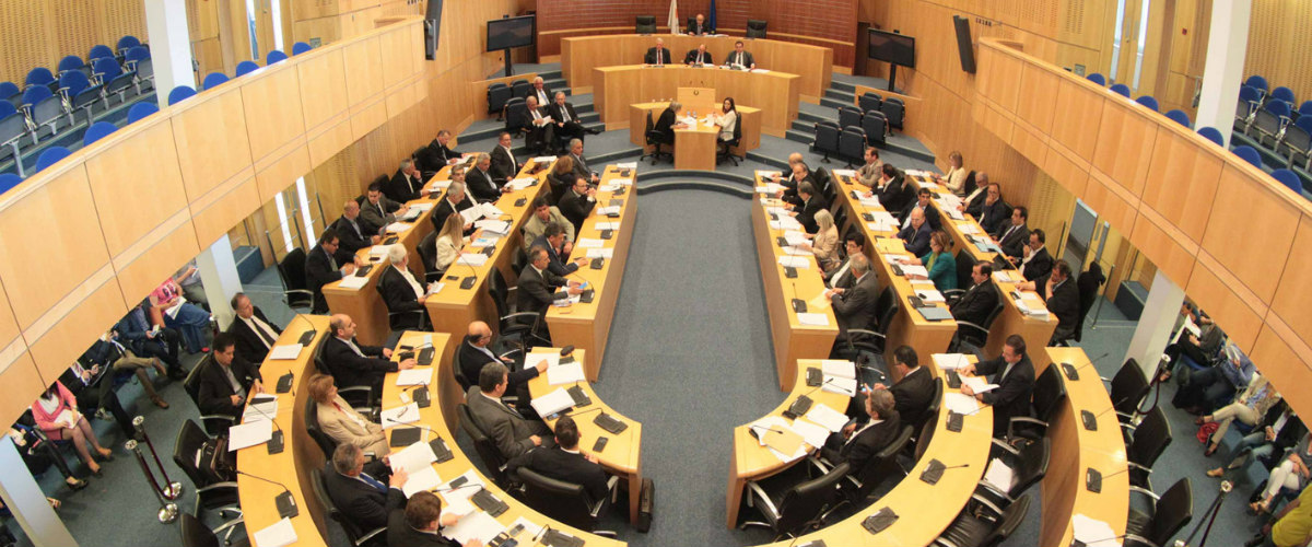Η Βουλή ψήφισε τον εναρμονιστικό νόμο για τις εταιρείες