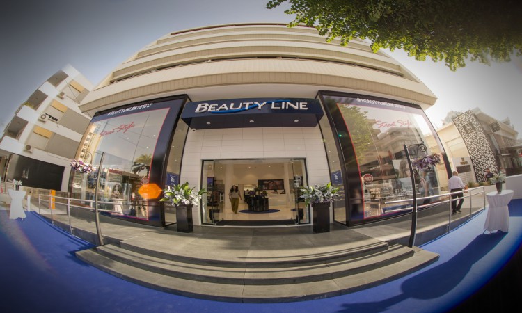 Ξαναγεννιέται η Στασικράτους! Άνοιξε τις πόρτες του τo νέο κατάστημα Beauty Line στη γνωστή οδό - ΦΩΤΟΓΡΑΦΙΕΣ