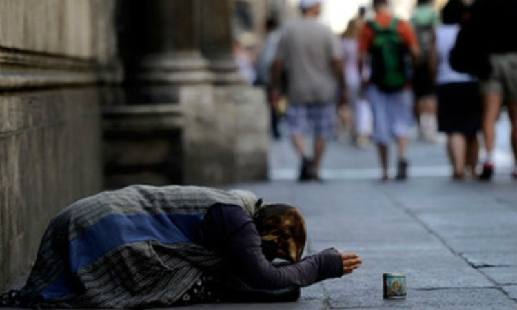 Θλιβερό ρεκόρ φτώχειας στην Ιταλία
