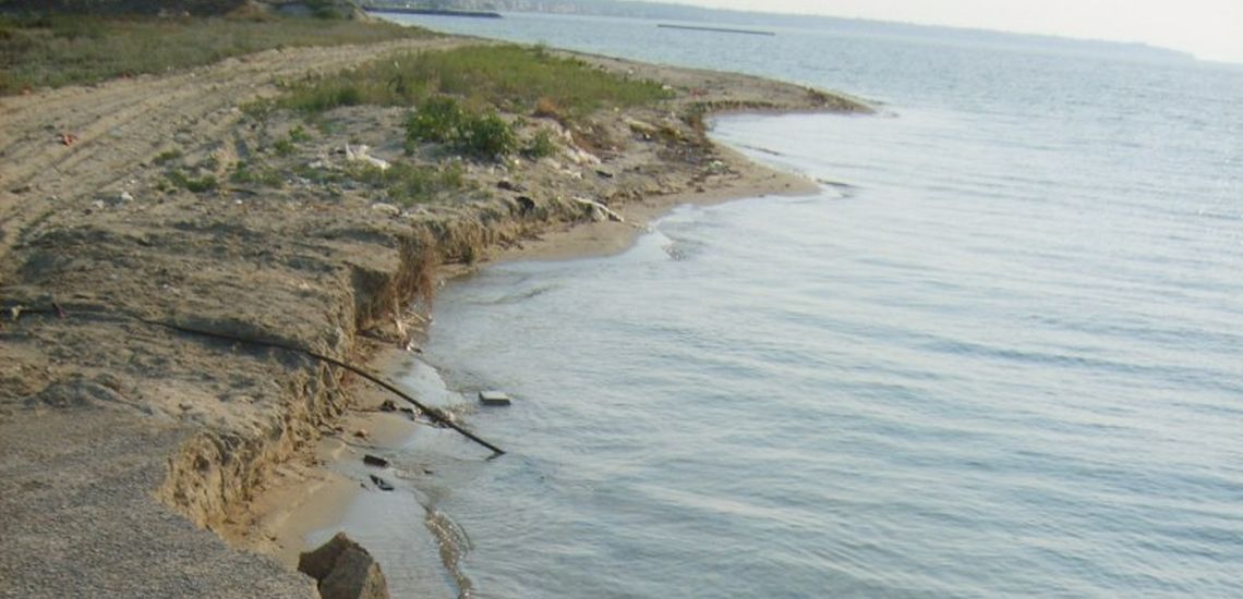 Αφανίζουν την παραλία της Γεροσκήπου οι κυματοθραύστες - Δεν θα γίνει επιχωμάτωση δηλώνει ο Δήμαρχος