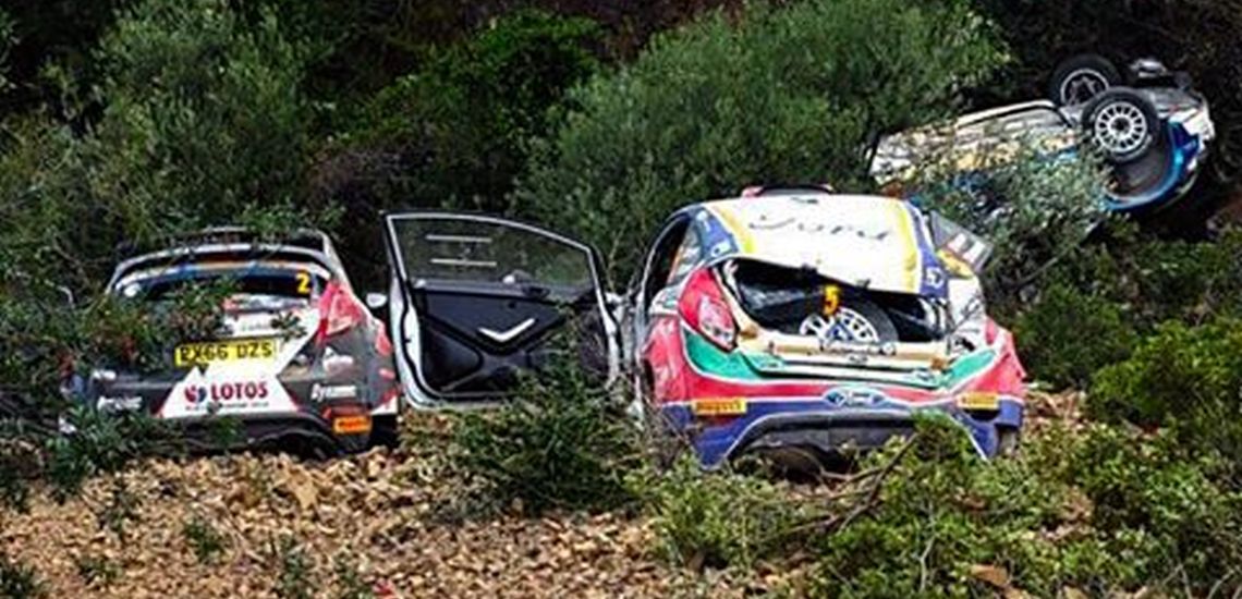Η «καταστροφική» στροφή της Κύπρου – Μέσα σε μια ώρα «έπεσαν» από τον γκρεμό τρία αυτοκίνητα του Rally Cyprus – VIDEO
