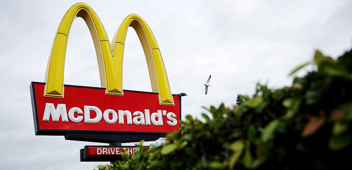 «Αιμοδότης» σε μεγάλες κυπριακές επιχειρήσεις η McDonald’s – Αποκλειστικές συνεργασίες με «μυστικές» συνταγές