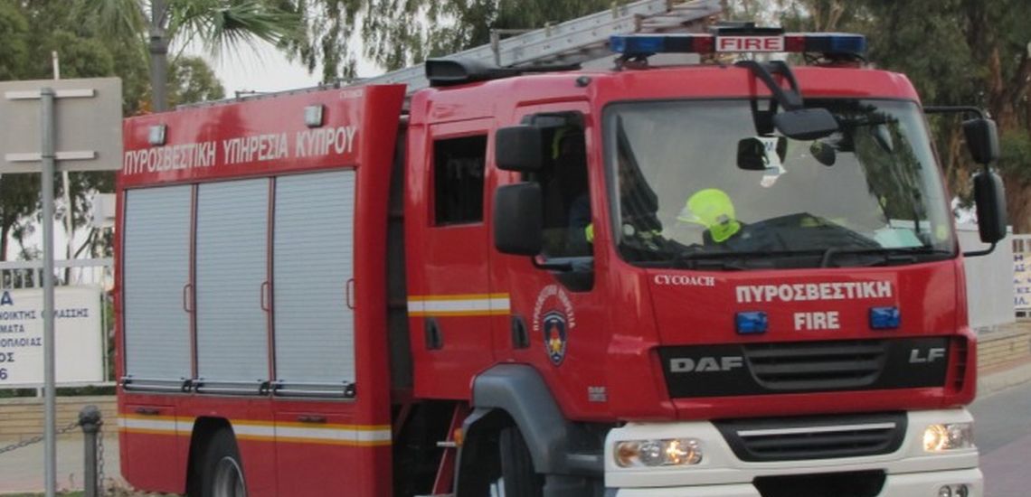 ΛΑΤΣΙΑ: Διάσωση  Πυροσβεστικής Υπηρεσίας – Επέμβαση μετά από παγίδευση ατόμου σε ανελκυστήρα