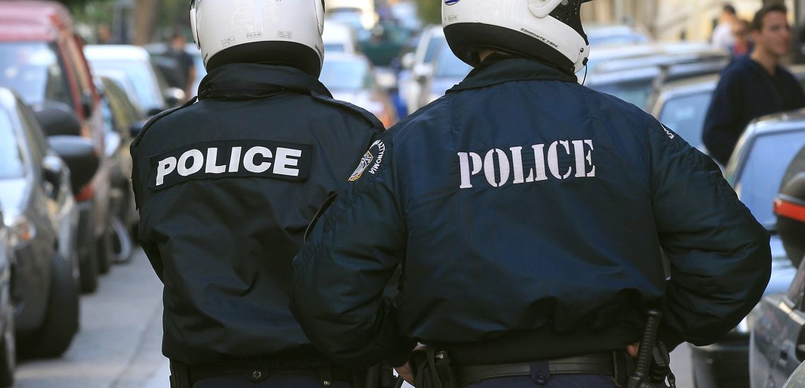 44χρονος παρίστανε επί πέντε χρόνια τον αστυνομικό και εξαπατούσε πολίτες - Πάνω από €58,000 η «λεία» του