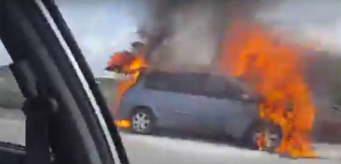 ΛΕΜΕΣΟΣ: Αυτοκίνητο τυλίχθηκε στις φλόγες εν κινήσει – Άμεση η επέμβαση της Πυροσβεστικής - Pic&Vid