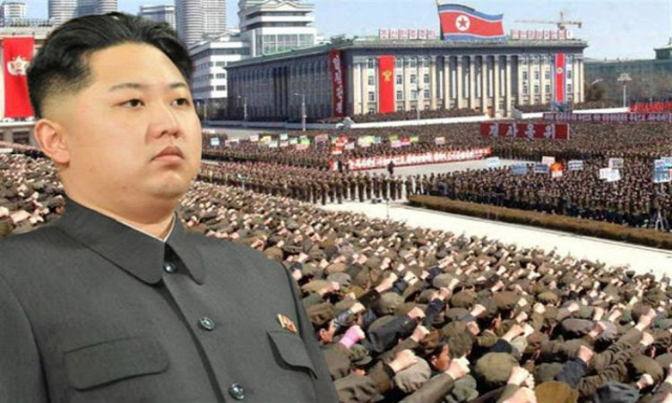 Ο Κιμ Γιονγκ Ουν αλλάζει και την ώρα στη Βόρεια Κορέα