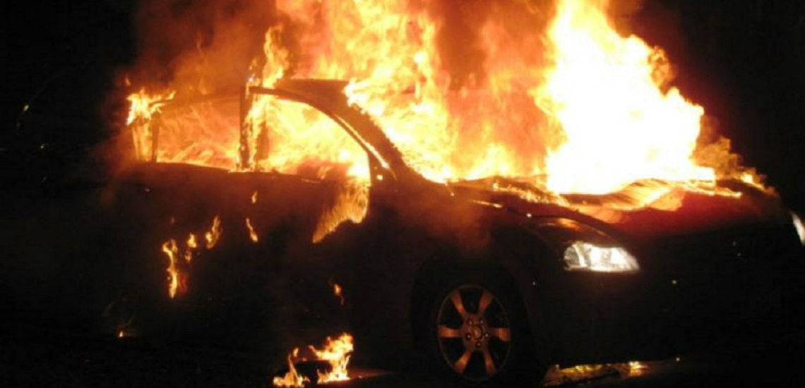 ΛΕΥΚΩΣΙΑ: Του έκαψαν το αυτοκίνητο ενώ «κοιμόταν»! Πήρε φωτιά και το διπλανό όχημα ...